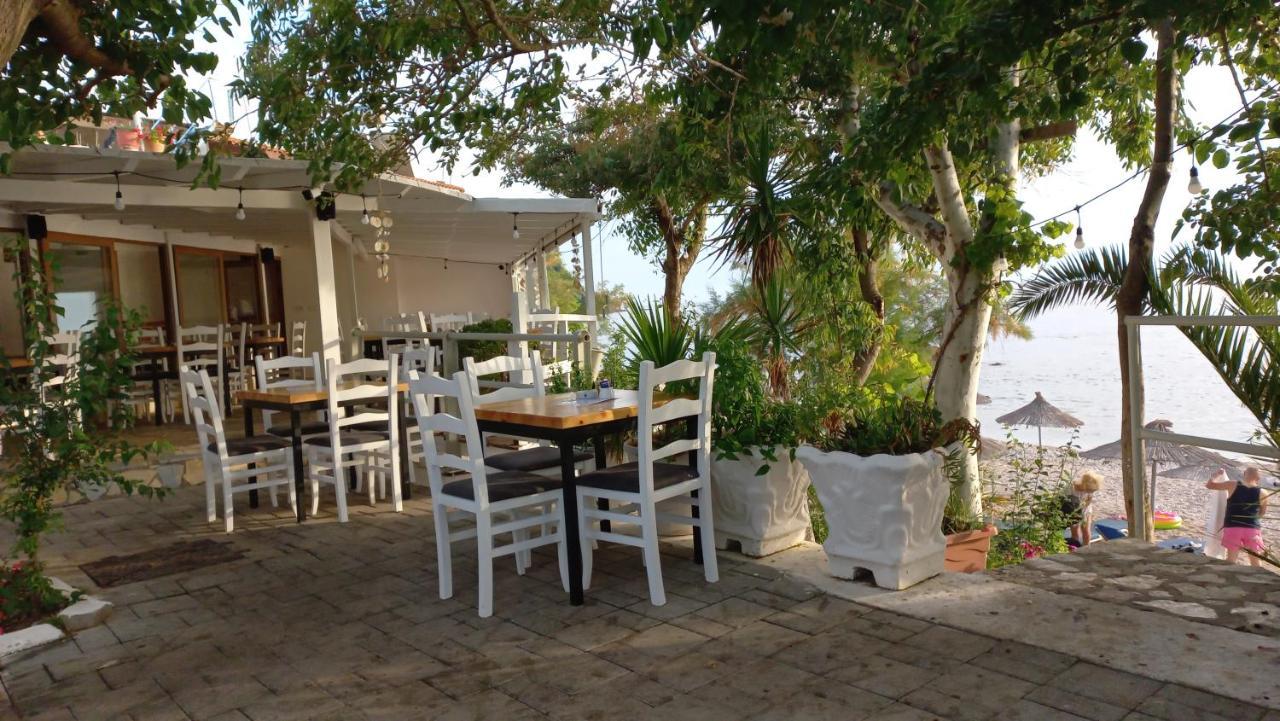 Beleris Rooms Himare Ngoại thất bức ảnh