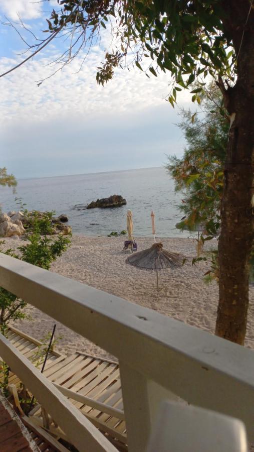 Beleris Rooms Himare Ngoại thất bức ảnh